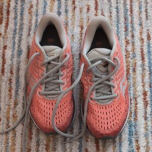 Saucony Formfit 8 Women's Running Shoes Size 6.5